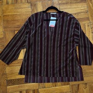 Pull & Bear pleated V-neck top with side slits and longer back